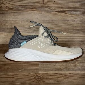 New Balance Sneakers (Size 7.5)